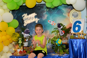 Космос парти за деца в Детски парти клуб Елмо