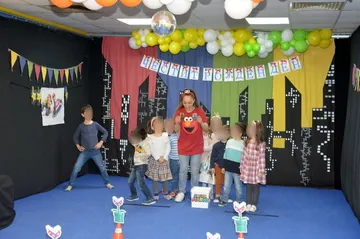 Super Mario парти София - Елмо