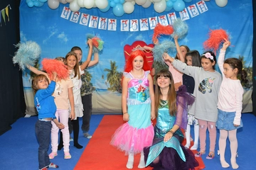 Русалки парти в Детски парти клуб Елмо - морска украса