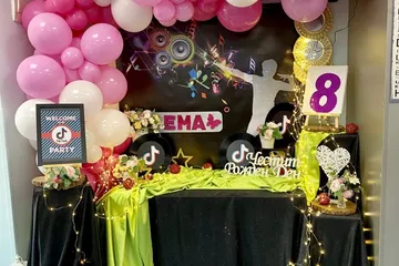 Танцови игри и DJ настроение за детски рожден ден