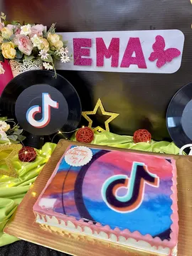 Детска дискотека с музика и светлини в Елмо