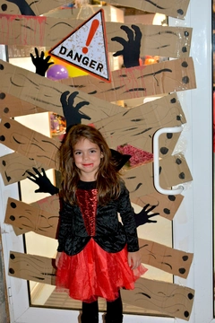 Halloween парти музика и танци